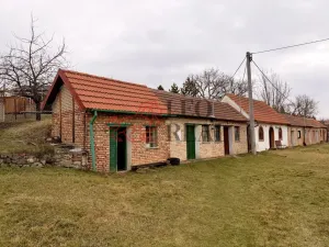 Prodej vinného sklepa, Týnec, Sportovní, 55 m2