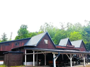 Pronájem komerční nemovitosti, Valašské Klobouky, 467 m2