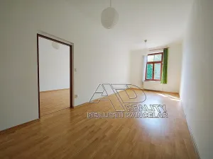 Pronájem bytu 2+1, České Budějovice, Pražská tř., 72 m2