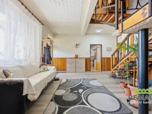 Prodej rodinného domu, Záhorovice, 308 m2