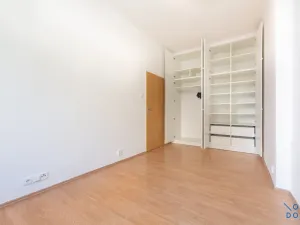 Pronájem bytu 2+1, Praha - Žižkov, Sudoměřská, 46 m2