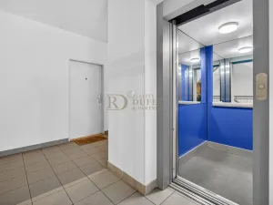 Prodej bytu 2+kk, Praha - Michle, Novobohdalecká, 40 m2