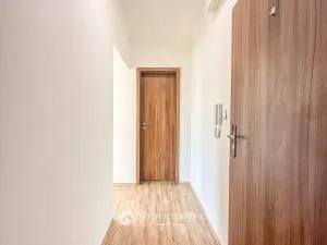 Pronájem bytu 1+kk, Znojmo, Jiráskova, 33 m2