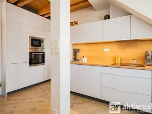 Pronájem bytu 1+kk, Praha - Dolní Chabry, Libědická, 64 m2