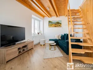 Pronájem bytu 1+kk, Praha - Dolní Chabry, Libědická, 64 m2