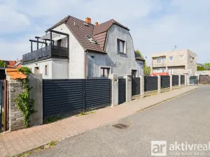 Pronájem bytu 1+kk, Praha - Dolní Chabry, Libědická, 64 m2