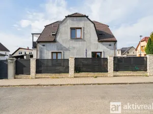 Pronájem bytu 1+kk, Praha - Dolní Chabry, Libědická, 64 m2