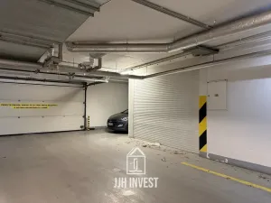 Prodej garáže, Praha - Hostivař, Budapešťská, 27 m2