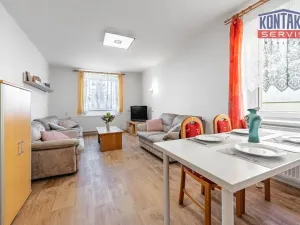 Prodej bytu 3+1, Černá v Pošumaví - Bližná, 76 m2