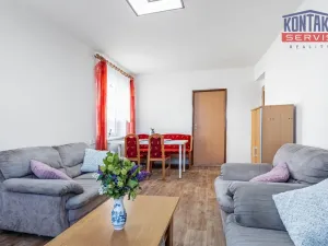 Prodej bytu 3+1, Černá v Pošumaví - Bližná, 76 m2