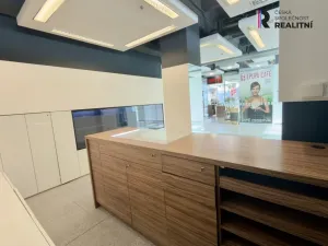 Pronájem obchodního prostoru, Zlín, Kvítková, 37 m2