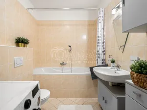 Prodej bytu 1+kk, Praha - Stodůlky, Symfonická, 48 m2