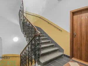 Pronájem bytu 1+kk, Praha, Seifertova, 30 m2