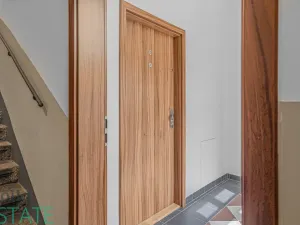 Pronájem bytu 1+kk, Praha, Seifertova, 26 m2