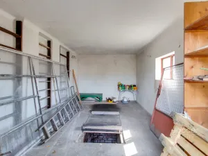 Prodej skladu, Praha - Horní Počernice, Dobšická, 55 m2