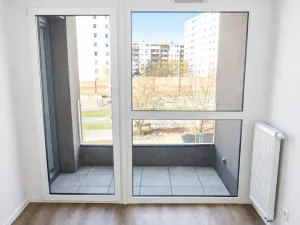 Pronájem bytu 2+kk, Praha - Černý Most, Arnošta Valenty, 38 m2