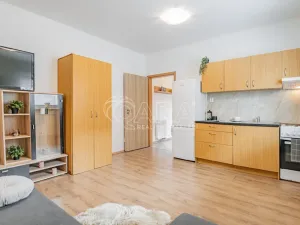 Prodej rodinného domu, Králův Dvůr, Nad Máchovnou, 228 m2