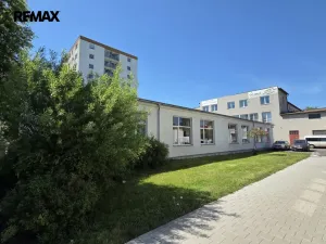 Prodej obchodního prostoru, Dvůr Králové nad Labem, Dobrovského, 540 m2