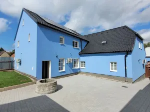 Prodej apartmánu, Vroutek, Kryrská, 270 m2