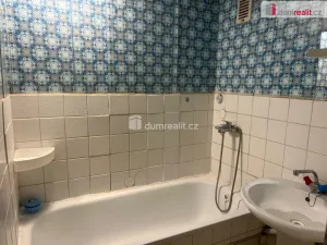 Pronájem bytu 3+1, Praha - Střížkov, Cvikovská, 64 m2