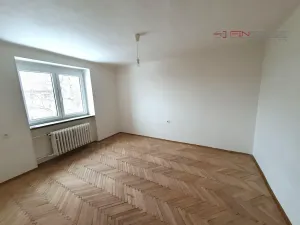 Pronájem bytu 1+1, Kladno, Kyjevská, 32 m2