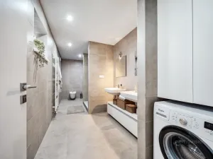 Prodej rodinného domu, Újezd u Brna, Nádražní, 234 m2