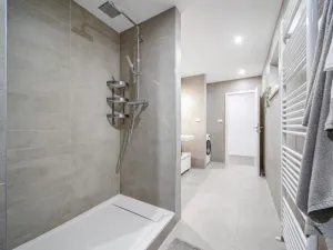 Prodej ubytování, Újezd u Brna, Nádražní, 234 m2