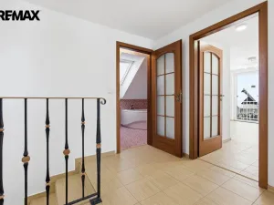 Pronájem rodinného domu, Jenišov - Pod Rohem, K Rohu, 210 m2