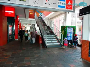 Pronájem kanceláře, Praha - Stodůlky, Mukařovského, 735 m2