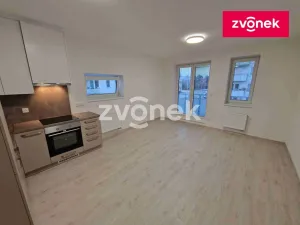Pronájem bytu 1+kk, Uherské Hradiště, Zahrádky, 30 m2