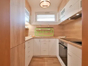 Prodej bytu 2+1, Brno - Žebětín, Keřová, 51 m2