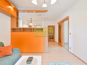 Prodej bytu 2+1, Brno - Žebětín, Keřová, 51 m2