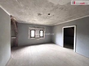 Prodej rodinného domu, Kraslice, V zátiší, 300 m2