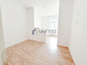 Pronájem bytu 3+1, Praha, Na Neklance, 79 m2