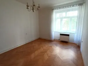 Pronájem bytu 2+kk, Praha - Bubeneč, Raisova, 41 m2
