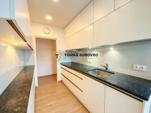 Pronájem bytu 2+1, Zlín, Dlouhá, 59 m2