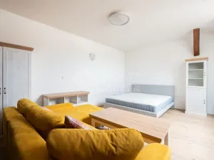 Pronájem bytu 2+kk, Praha - Karlín, Sokolovská, 62 m2