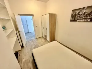 Pronájem bytu 2+kk, Praha - Vysočany, U Harfy, 40 m2