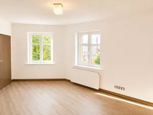 Prodej bytu 3+kk, Cheb, Dyleňská, 66 m2