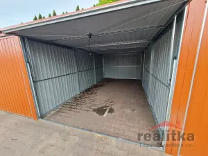 Pronájem garáže, Opava - Komárov, Podvihovská, 16 m2