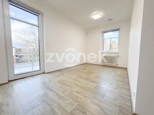 Pronájem bytu 4+kk, Zlín, Nad Ovčírnou III, 87 m2