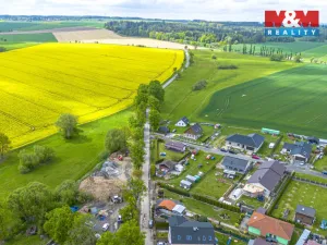 Prodej pozemku pro bydlení, Nepoměřice, 923 m2