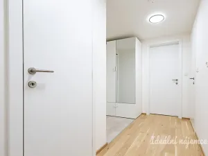 Pronájem bytu 2+kk, Praha - Lysolaje, Lysolajské údolí, 62 m2