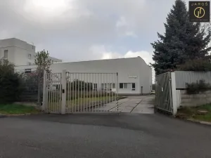 Pronájem výrobních prostor, Kladno, Dělnická, 291 m2