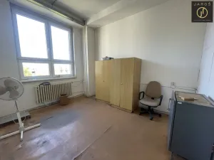 Pronájem výrobních prostor, Kladno, Dělnická, 291 m2