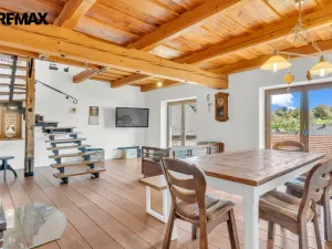 Prodej rodinného domu, Kamenice, 330 m2