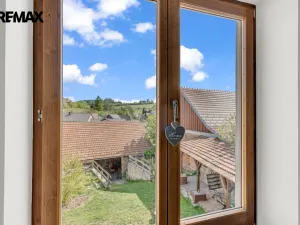 Prodej rodinného domu, Kamenice, 330 m2