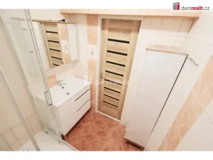 Pronájem bytu 2+1, Praha - Modřany, Pejevové, 49 m2