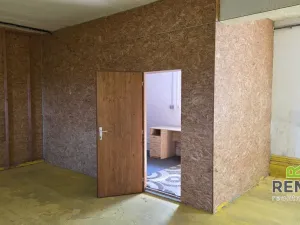 Pronájem skladu, Drslavice, 300 m2