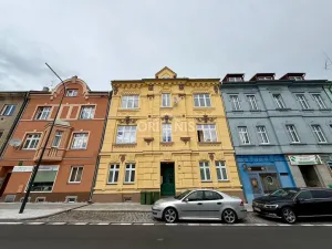 Pronájem bytu 1+1, Chomutov, Školní, 41 m2